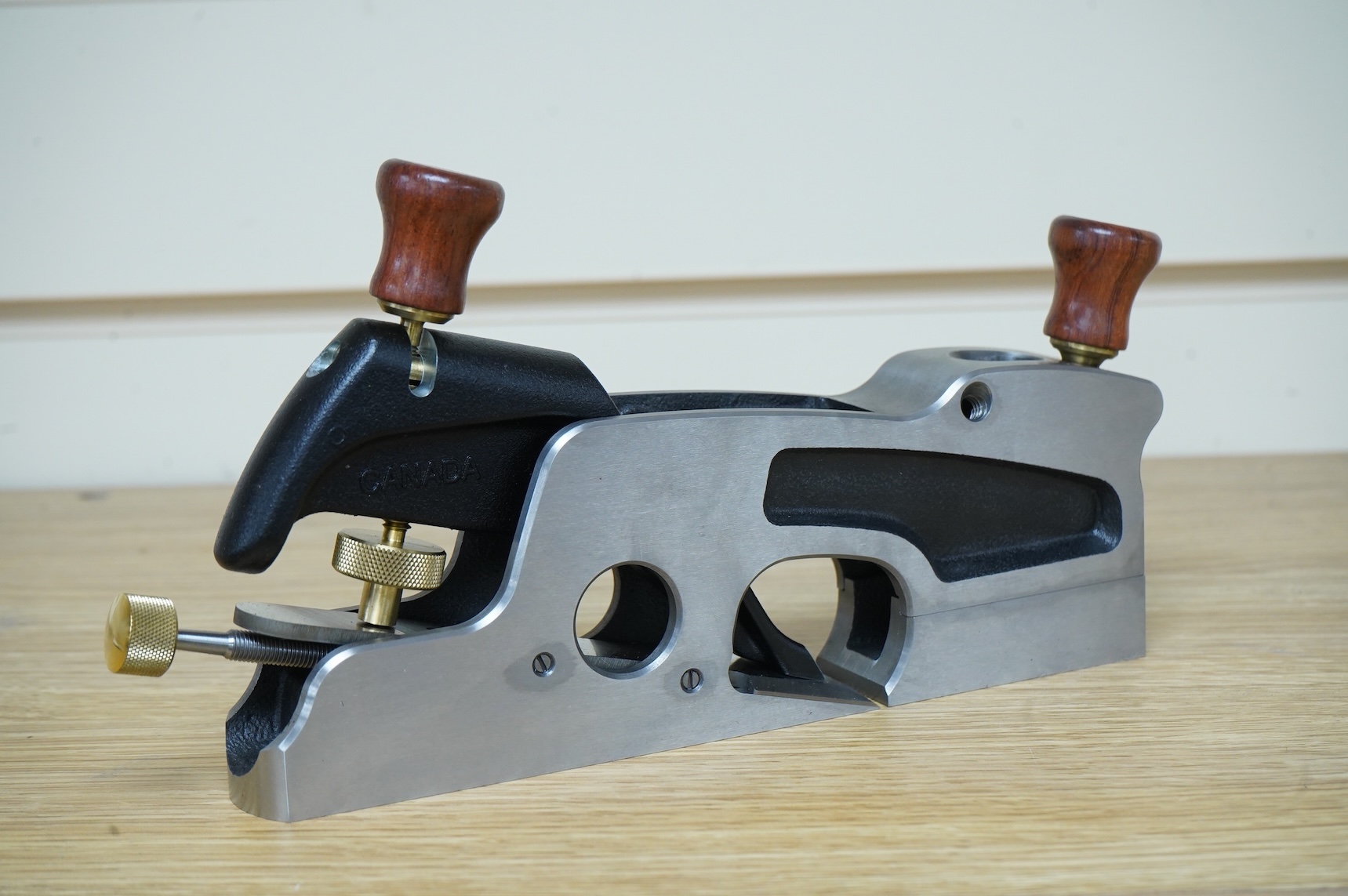 A boxed Veritas Tools large shoulder plane (05P43.01)